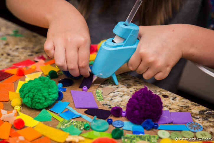 Keep Small Hands Busy With the Best Craft Kits and Gift Boxes for Kids