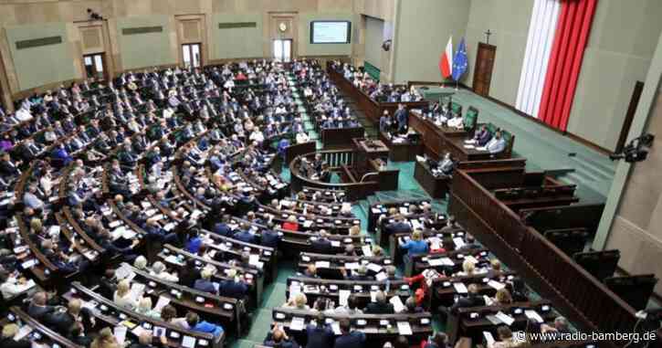 Polens Parlament stimmt für umstrittenes Rundfunkgesetz