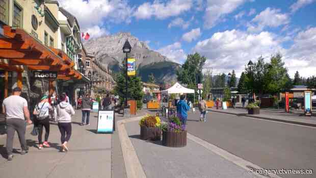 Banff council to debate making masks mandatory as COVID-19 numbers rise