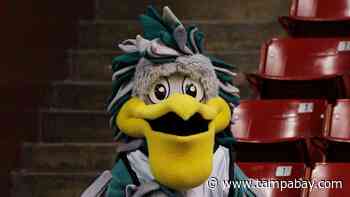 The time USF coach Jeff Scott tackled Tulane’s mascot, Gumby - Tampa Bay Times