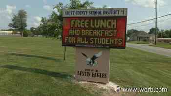 High rate of student quarantines pushes Scott County school district to virtual learning - WDRB