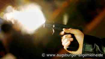 Schreckschusspistole zu verschenken: Skurrile Fälle landen vor Gericht