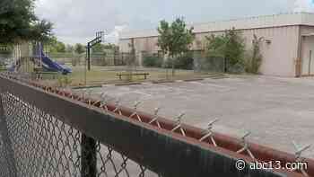 Fifth Ward residents at odds with city of Houston over proposed center that will help the homeless - KTRK-TV