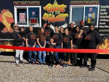 Houston family's dream derailed after accident wrecks food truck business - Houston Chronicle