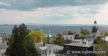 ‘Usedom: A Clear View of the Sea’ Review: Come In, the Water’s Fine