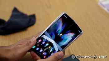 Samsung slashes prices in bid to boost foldable phone sales