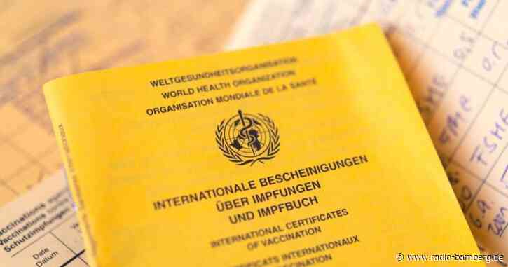 Münchner soll Hunderte gefälschte Impfpässe verkauft haben