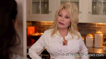 Dolly Parton set to publish her first book and a new album in 2022