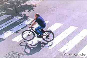 Politie en parket op zoek naar fietser die betrokken was bij ongeval: slachtoffer in levensgevaar - Gazet van Antwerpen