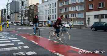Vrouw (53) zwaargewond na botsing tussen drie fietsers | Antwerpen | hln.be - Het Laatste Nieuws