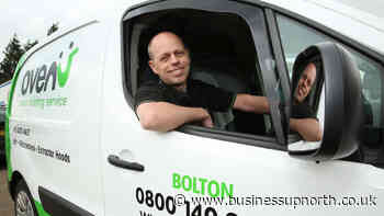 Bolton businessman Jonathan sparkles with diamond customer service award - Business Up North