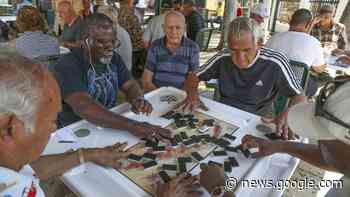 Census: Florida defies decline in population growth as nation becomes more diverse - Miami Herald