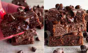 Two-minute microwave brownies are the lockdown food trend EVERY ONE needs to try for themselves - Daily Mail