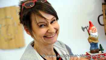 "Hurra wir leben noch!": Kabarettistin Heike Sauer tritt in Pauls Biergarten auf