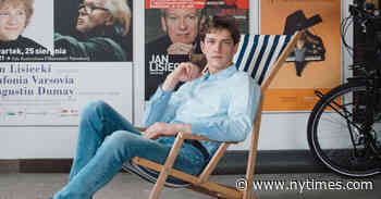 Jan Lisiecki, Piano’s Doogie Howser, Comes of Age With Chopin