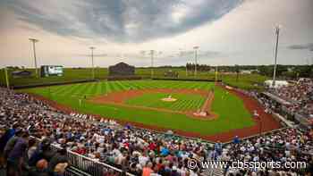 MLB commissioner Rob Manfred confirms Field of Dreams Game will return in 2022