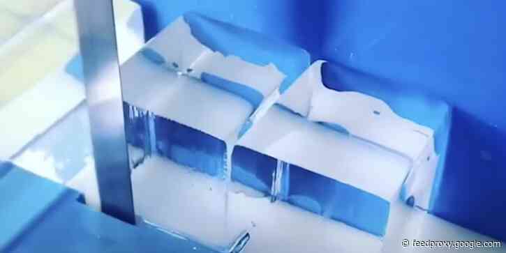 An 'elastic ice' that can bend like wire could one day be used to detect air pollution