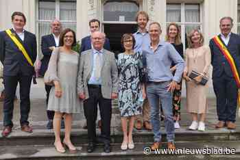 Frans en Maria vieren 65 jaar huwelijk (Evergem) - Het Nieuwsblad