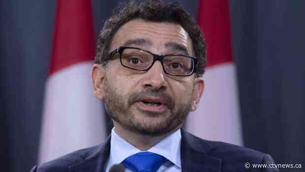 COVID-19 vaccines to be mandatory for federal public service, most air and rail travellers