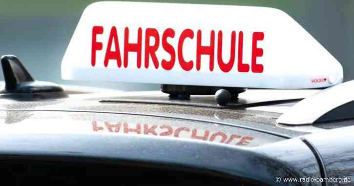 Prüfungsstau bei Fahrschulen bis 2022