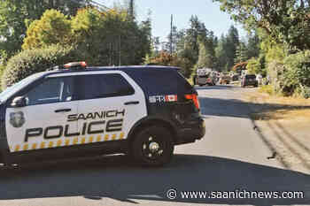 UPDATE: Road reopened following gas line rupture in Cordova Bay – Saanich News - Saanich News