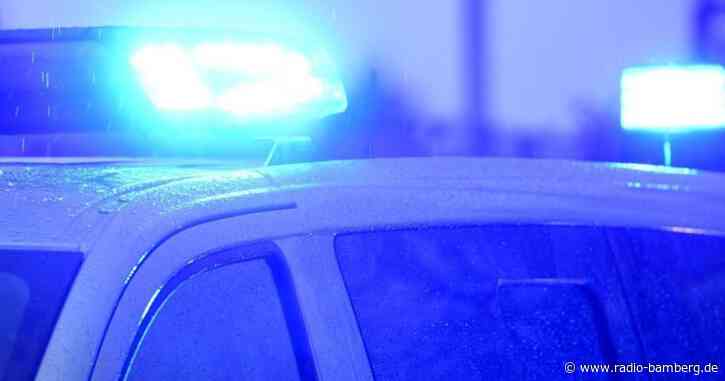 Ersthelfer retten Vater und Kleinkind aus brennendem Auto