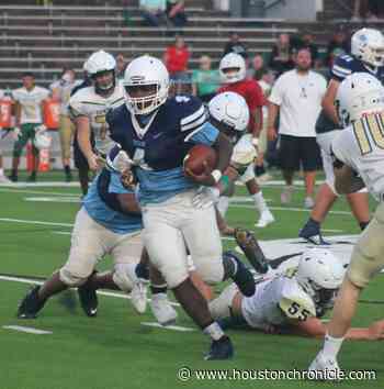 South Houston, Rayburn get their first taste of football scrimmages - Houston Chronicle