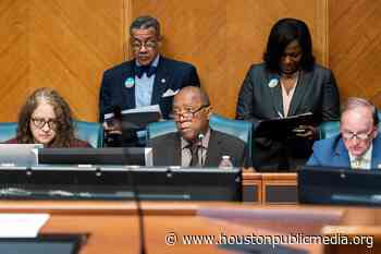Houston City Council Votes To Delay Ballot Measure That Would Limit Mayor’s Power To 2023 - Houston Public Media