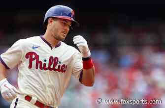 J.T. Realmuto swats RBI double extending Phillies’ lead vs. Reds, 2-0