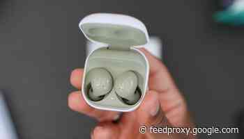 Samsung Galaxy Buds 2 shown off on video