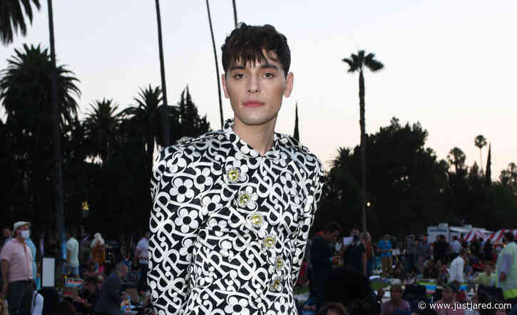 Newcomer Max Harwood Attends L.A. Premiere of His Movie 'Everybody's Talking About Jamie'