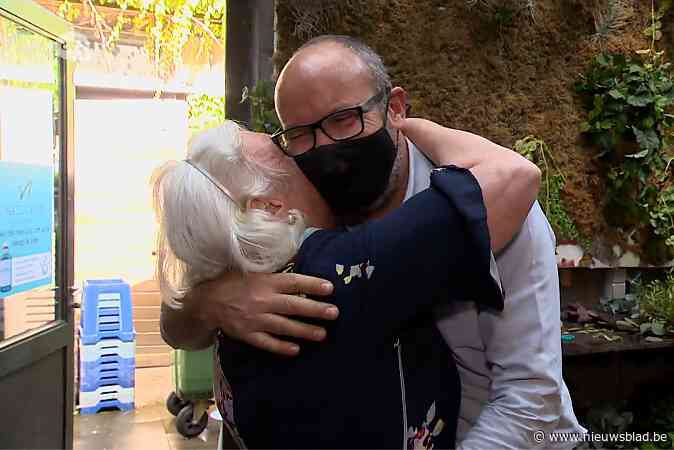 Bloemen vliegen de deur uit voor Moederdag, maar ook een cactus: “Nee, ze is niet prikkelbaar”