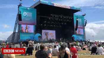 Covid-19: Boardmasters festival-goers urged to 'grab a jab'