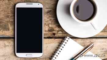 Why researchers want you to wipe your old phone; dehumidifier recalls: CBC's Marketplace Cheat Sheet