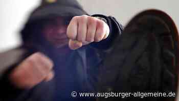 18-Jähriger bekommt in Augsburg einen Korb - und schlägt zu