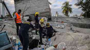 Haiti earthquake latest: At least 700 people dead, more than 2,800 injured