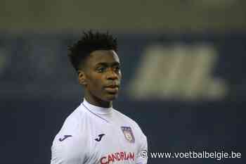 Lokonga: "Ik was liever op een andere manier vertrokken bij Anderlecht" - Voetbalbelgie.be - Voetbal België: Belgisch en internationaal voetbalnieuws, transfers, video, voetbalshop en reportages