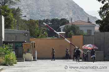 Afghanistan: Paris organise l'évacuation des Français avant un Conseil de défense lundi