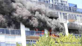 Balcony fire damages 3 units at Toronto highrise, but no one injured in blaze