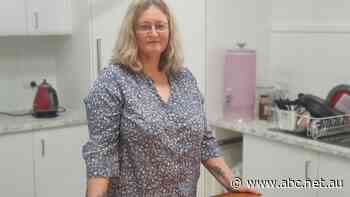 Centrelink is chasing 11,000 welfare recipients over $32m in COVID overpayments. Deb is one of them