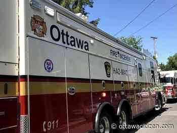 Man in stable condition after extrication from rollover in Manotick - Ottawa Citizen