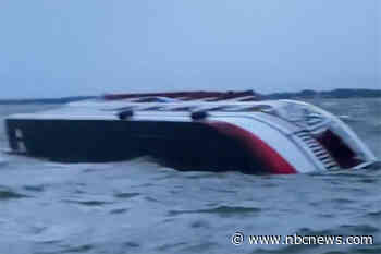 Texas party boat with 53 people capsizes, leaving one dead
