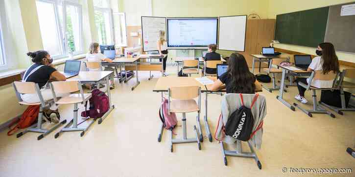 A Mississippi 8th-grader - who'd only been in school for just over a week - died of COVID-19 hours after testing positive