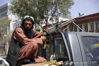 US officials say 7 killed in Kabul airport evacuation chaos