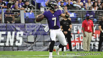 Ravens QB Trace McSorley will miss a 'few weeks' with back injury after picking up a box