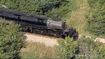 Historic Big Boy No. 4014 steam locomotive is on its way to Houston: How to see it - KHOU.com