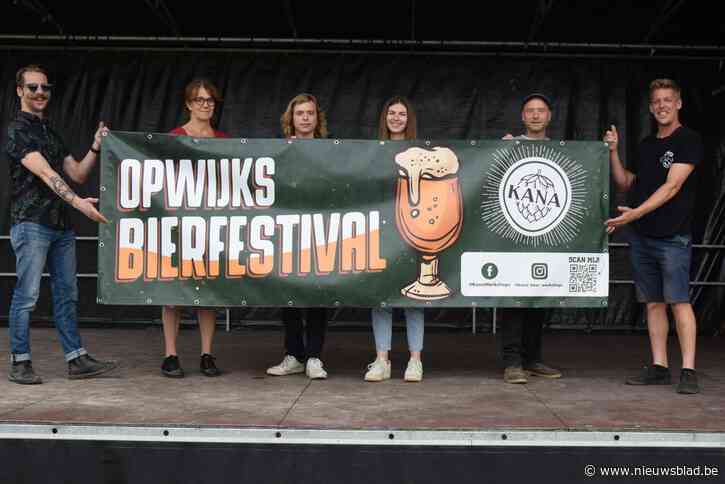 Arena in het teken van schuimend bier