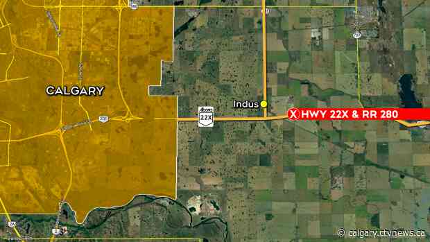 1 dead, 4 injured in 2 vehicle collision east of Calgary