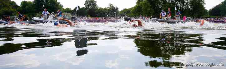 Go swimming in Hyde Park’s Serpentine lake