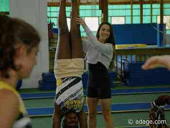 Tik Tok stars and wheelchair dance team join Aerie's body positivity push